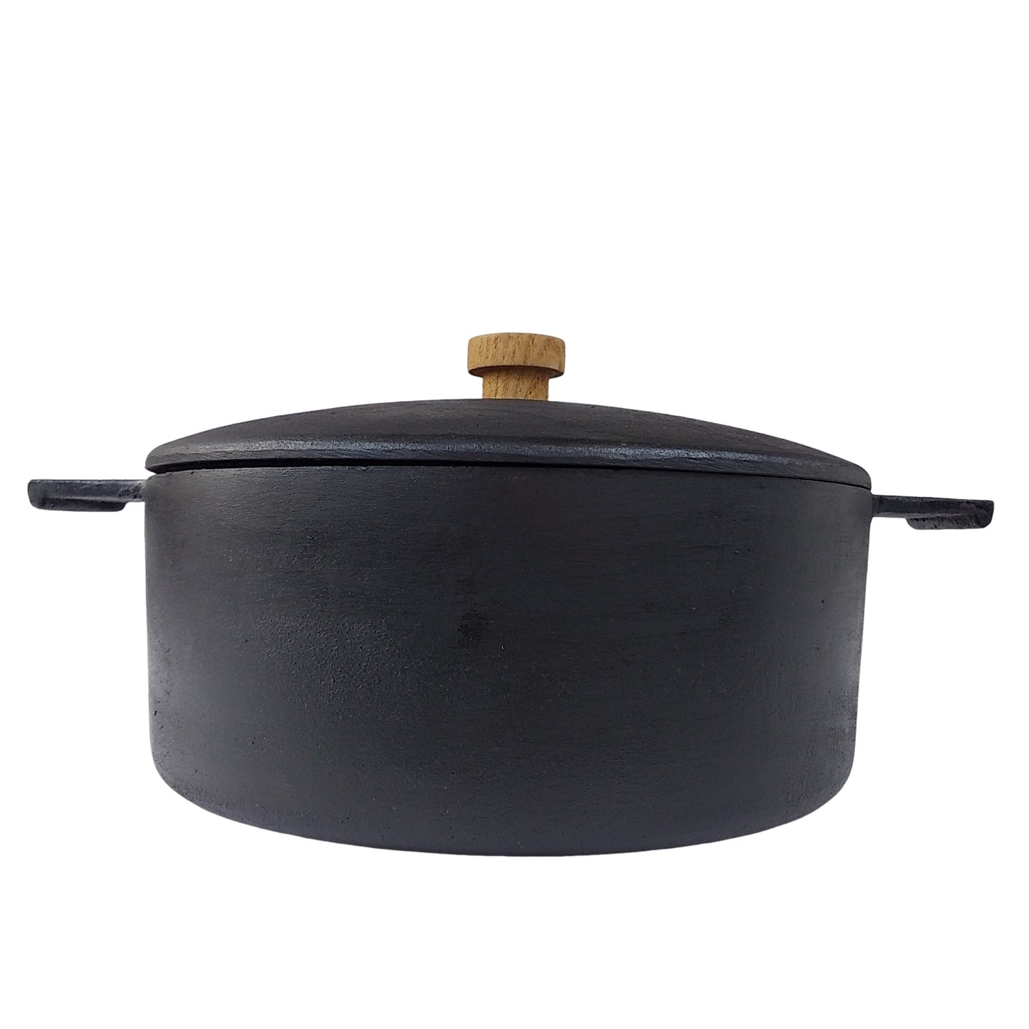 Iron lid with wooden knob for use with frying pans and pots from Japan