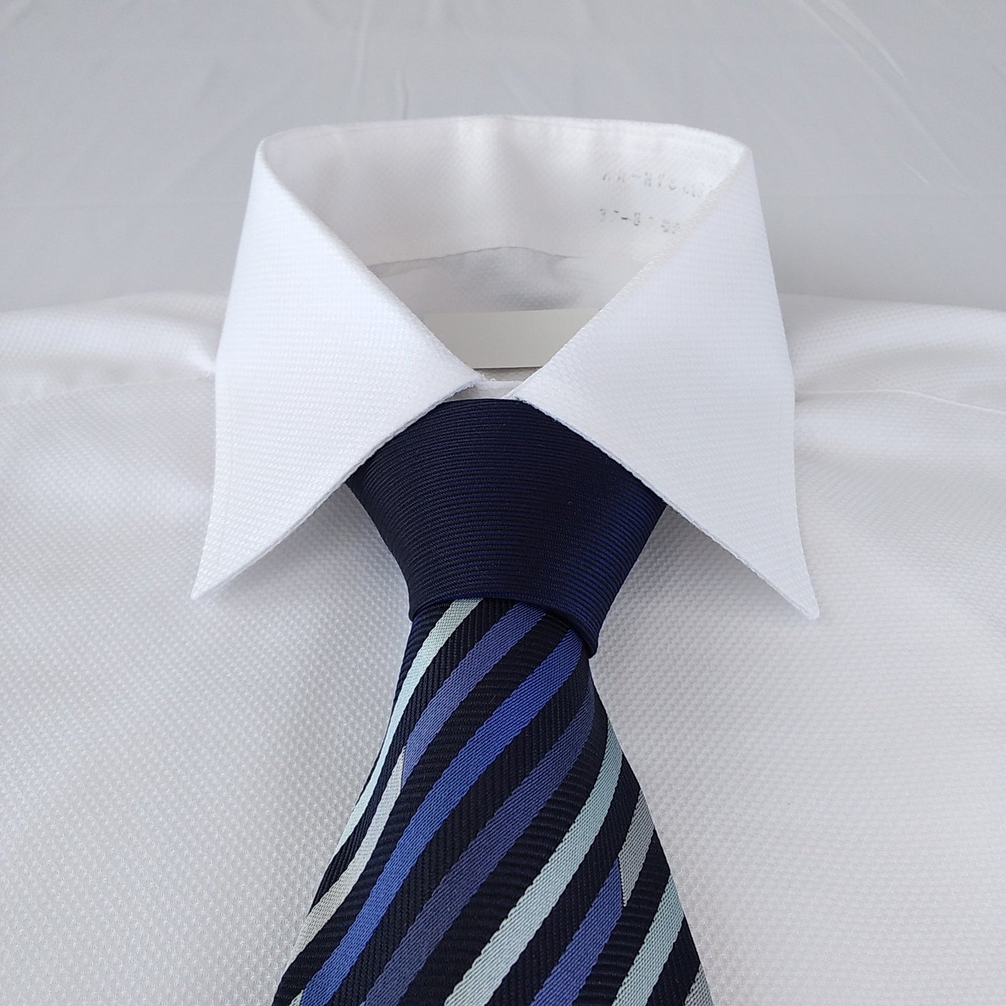 Kyoto Nishijin-ori tie(Panel pattern) -Navy & Blue-