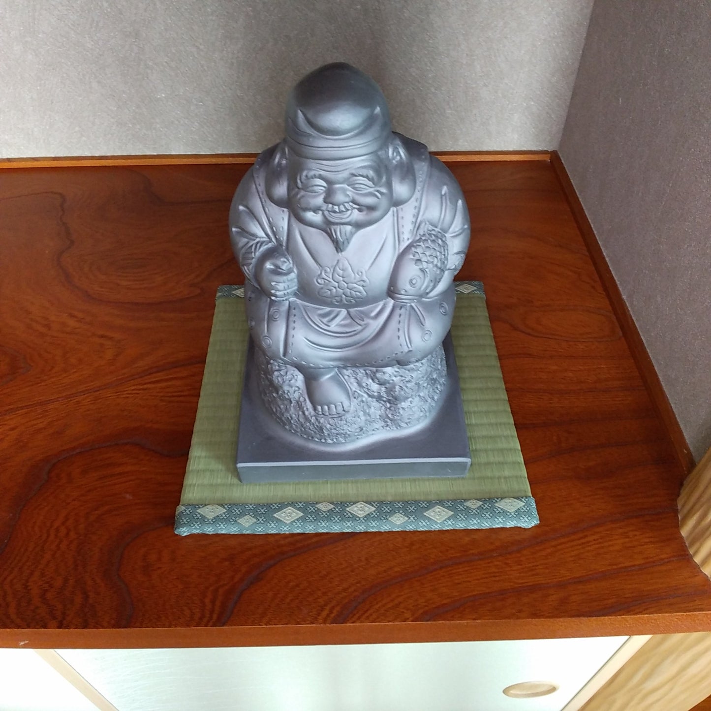 Japanese lucky god figure(Ebisu) -Made of the ceramic-