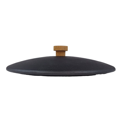 Iron lid with wooden knob for use with frying pans and pots from Japan