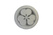 No14. oxalis within a circle
